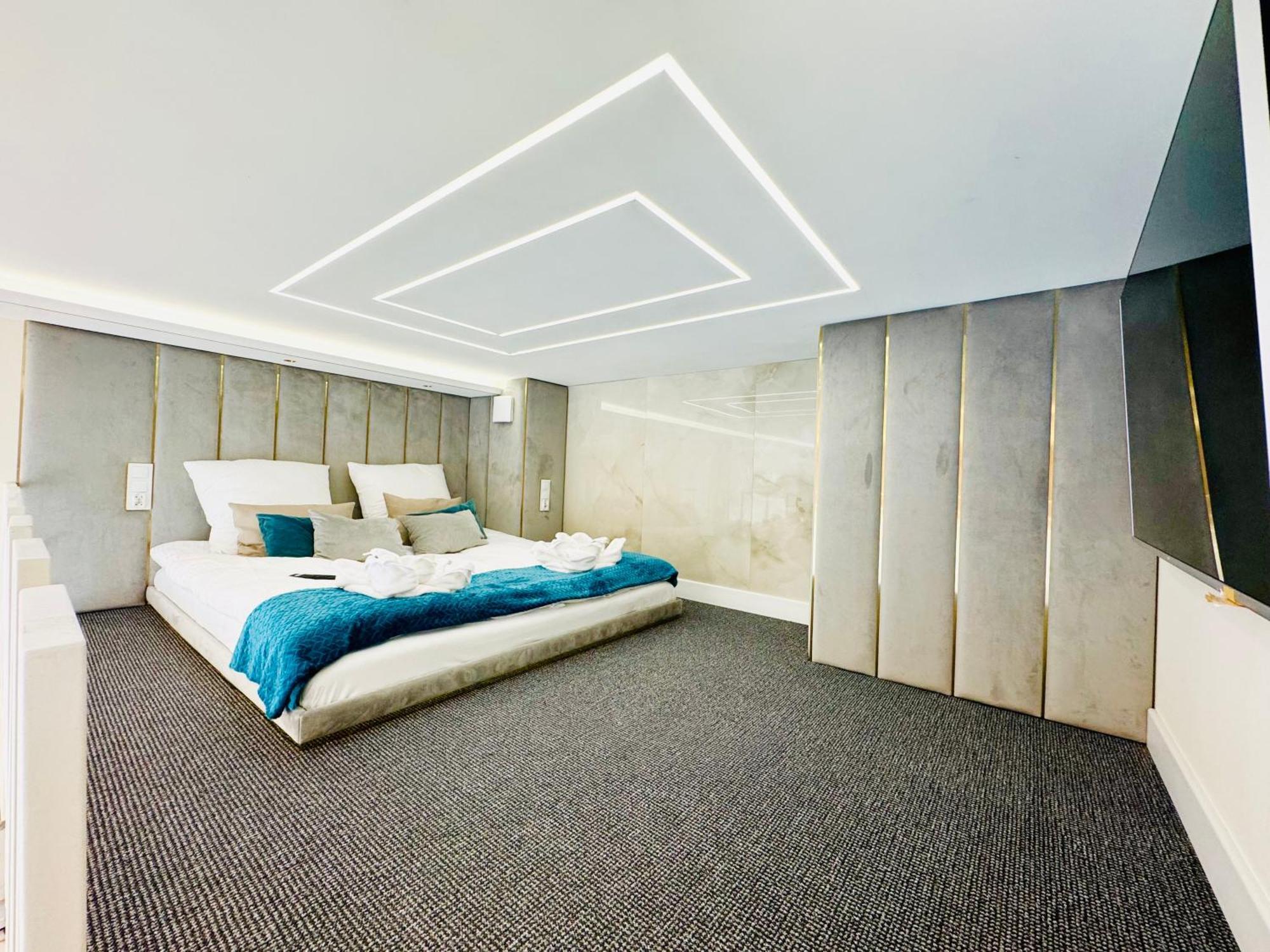 Apartment Adonis *